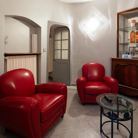 Logis Hotel Restaurant De La Paix Lodeve Luaran gambar