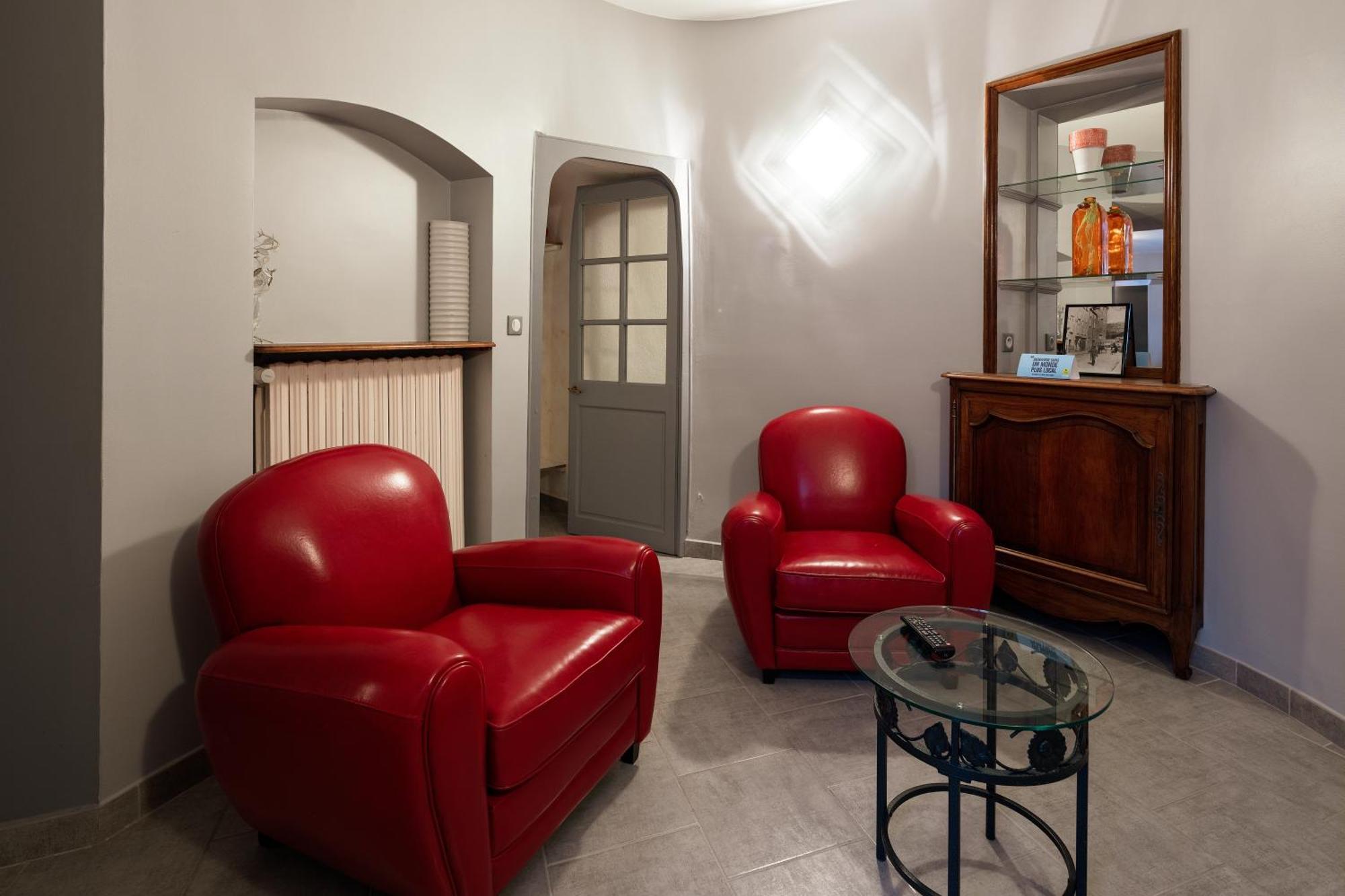 Logis Hotel Restaurant De La Paix Lodeve Luaran gambar